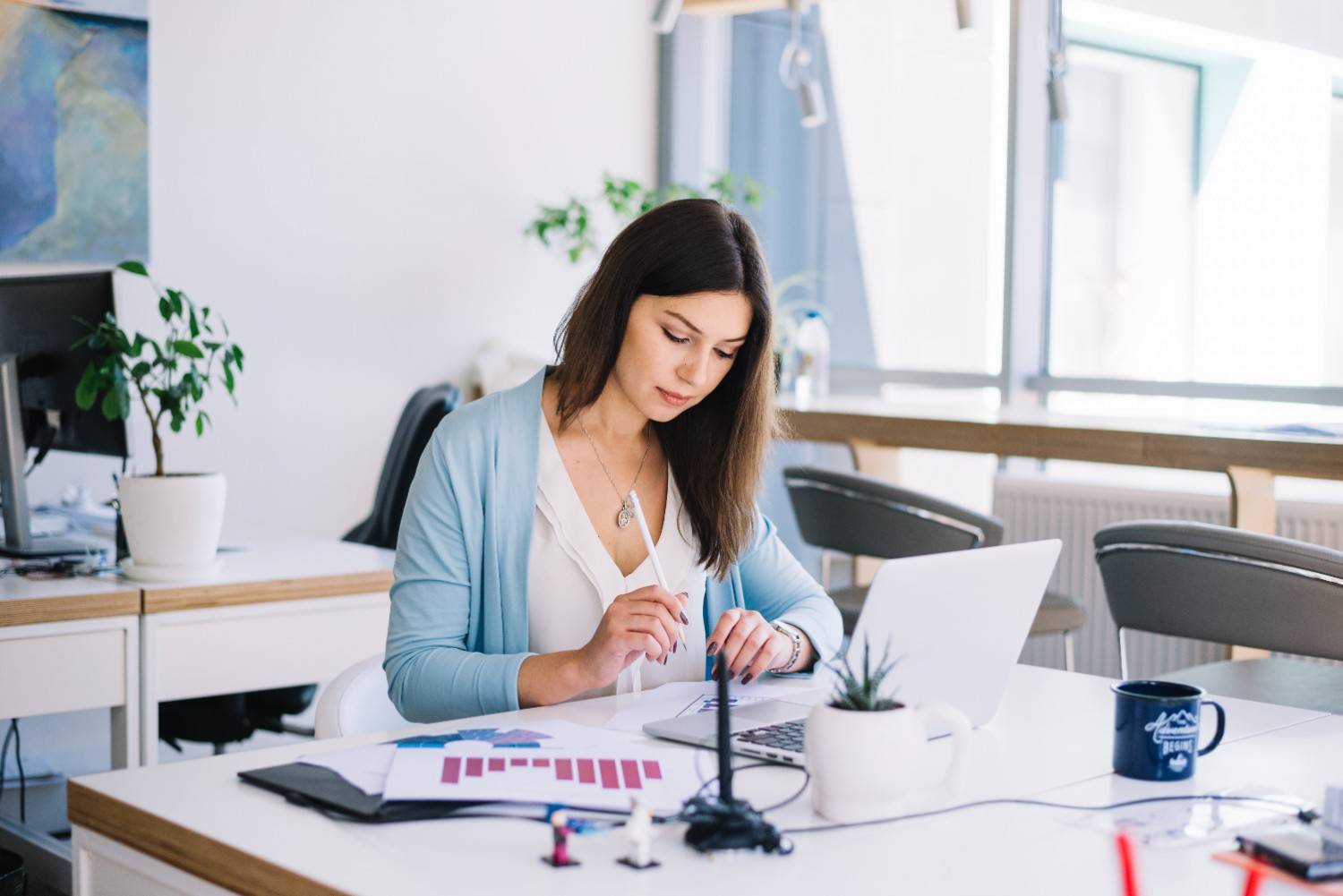 How an Assignment Expert Can Support Better Learning Outcomes